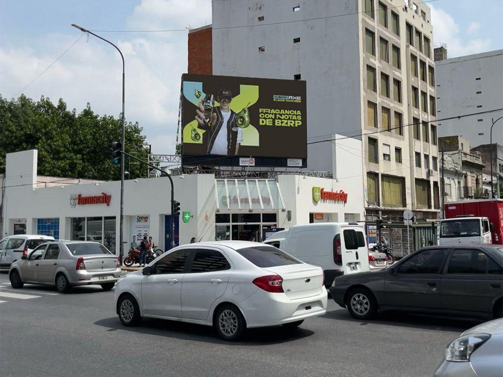 Massive Impact: Axe presents a DOOH Campaign in Argentina with Taggify